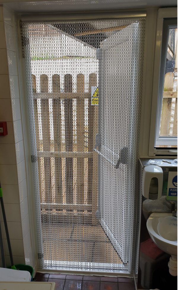 chain fly screens